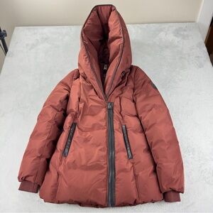 Mackage Women's Sz Small Adali-NFR 90% Duck Down, 10% Feathers  Duck Down Puffer
